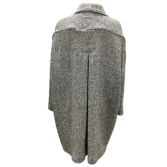 MAISON MARGIELA MM6 BLACK / WHITE OVERSIZED CHEVRON TWEED COAT - Picture 3 of 5